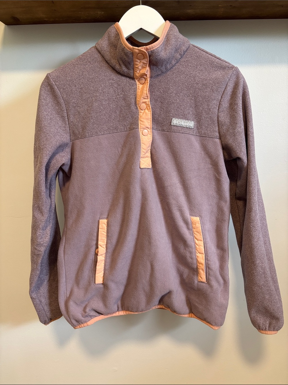 Columbia Half Snap Pullover Fleece Sweater.